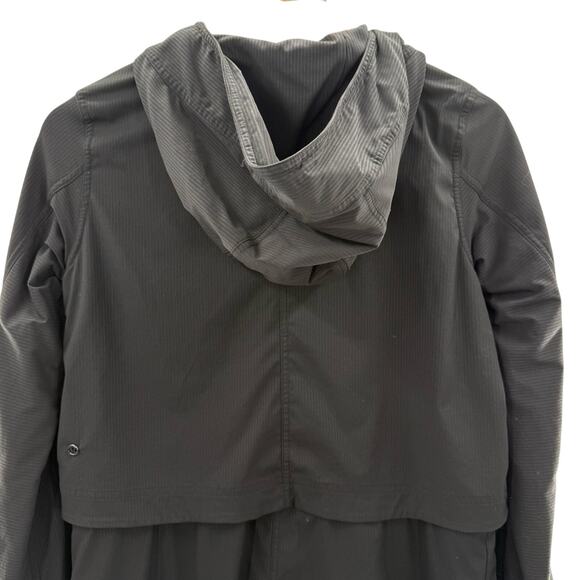 Lululemon Yogi Anorak Jacket Full Zip Hooded Sporty Black Activewear Size 4 - Picture 10 of 16